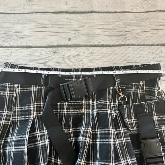 Bundle 2 Shein Plaid Pleated Mini Skirts Size M - Picture 15 of 16